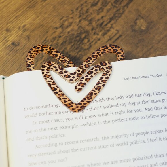 Heart Shaped Acrylic Paperclip, Handmade, trending, page holder, clip, animal - Picture 2 of 2